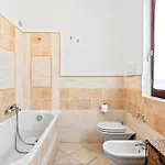 Naab Haus - - *