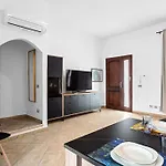 아파트 Naab Haus - - *